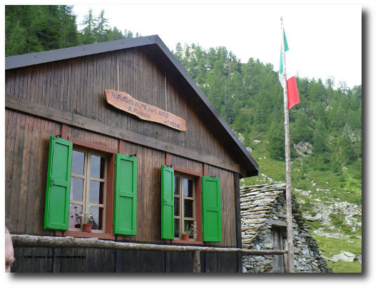 Pirozini Bivacco Amedeo Pirozzini all'Alpe Lago